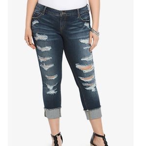 Torrid Crop Boyfriend Dark Shredded Jean Sz 14